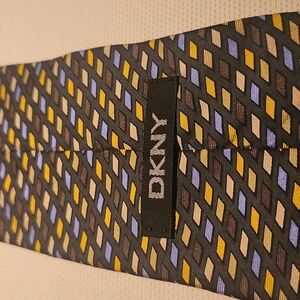 Dkny silk tie